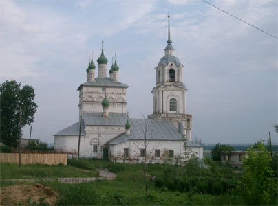 Bogoyavlenskaya Tserkov' 
        (Epiphany Church). Photo: Yaroslav Blanter