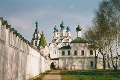 Спасский монастырь. 
    Фото: Илья Гапиенко