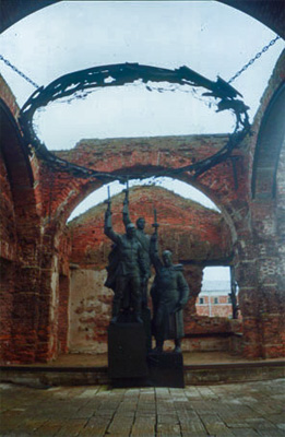 Памятник защитникам Шлиссельбурга. 
            Фото: Илья Буяновский